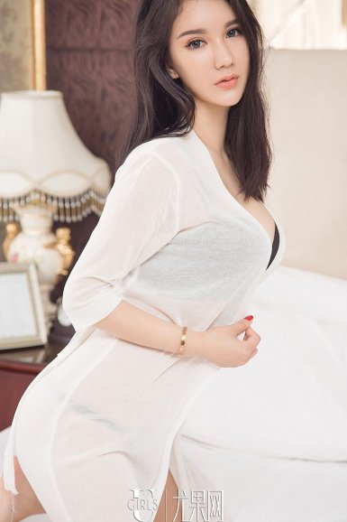 习近平等为受表彰的个人和集体代表颁奖_YaboSports